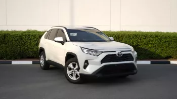 Toyota RAV4 V4 2019 Model Year White Color