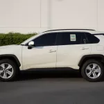 Toyota RAV4 V4 2019 Model Year White Color - Thumbnail 5
