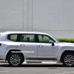 2022 TOYOTA LAND CRUISER LC300 VXR 4.0L V6 PETROL - Thumbnail 3