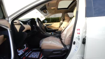 Toyota RAV4 V4 2019 Model Year White Color
