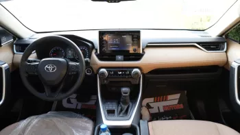 Toyota RAV4 V4 2019 Model Year White Color