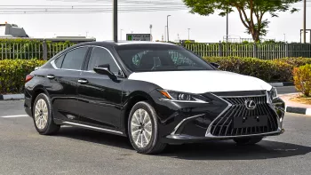 Lexus ES 300 Hybrid 2.5L V4 2023 Model Year Black Color