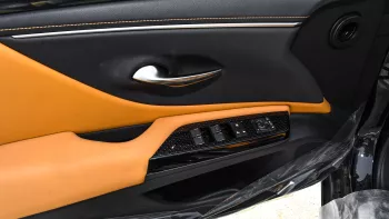 Lexus ES 300 Hybrid 2.5L V4 2023 Model Year Black Color