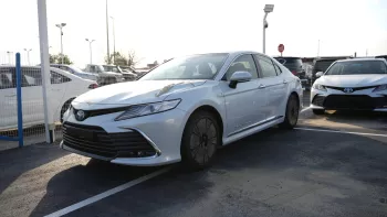 Toyota Camry Hybrid Grande Edition 2.5L V4 2024 Model Year White Color