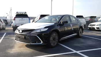 Toyota Camry Hybrid Grande 2.5L V4 2024 Model Year Black Color