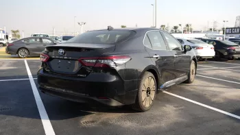 Toyota Camry Hybrid Grande 2.5L V4 2024 Model Year Black Color