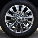 Toyota Land Cruiser VXR TWIN TURBO 2023 BRAND NEW ALFUTIEM AGENCY UNDER WARRANTY + CONTRACT SERVIC - Thumbnail 9