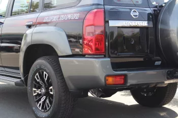 NISSAN PATROL SUPER SAFARI V6 M/T GCC SPECS DEALAR WARRANTY 2023 MODEL YEAR