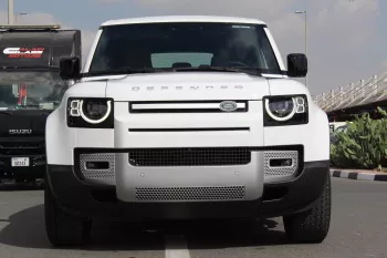 Land Rover Defender 2024 HSE V6 GCC Specs Under Warranty Contract Service Till 2029