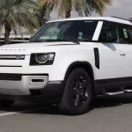 Land Rover Defender 2024 HSE V6 GCC Specs Under Warranty Contract Service Till 2029 - Thumbnail 3