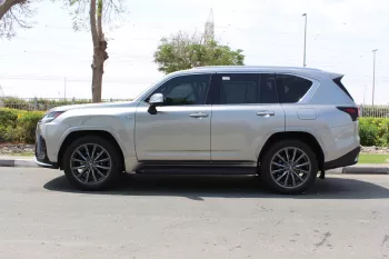 LEXUS LX600 F SPORT UNDER WARRANTY / CONTRACT SERVIC FROM ALFUTIM AGENCY 2022 MODEL