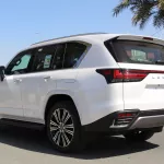 LEXUS LX600 SIGNATUER ASHWOOD 2023 MODEL YEAR ALFUTAIM AGENCY BRAND NEW UNDER WARRANTY / CONTRACT SERVICE - Thumbnail 6