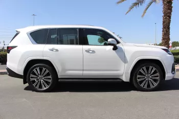 LEXUS LX600 SIGNATUER ASHWOOD 2023 MODEL YEAR ALFUTAIM AGENCY BRAND NEW UNDER WARRANTY / CONTRACT SERVICE