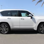 LEXUS LX600 SIGNATUER ASHWOOD 2023 MODEL YEAR ALFUTAIM AGENCY BRAND NEW UNDER WARRANTY / CONTRACT SERVICE - Thumbnail 3