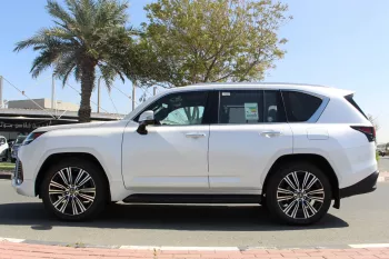 LEXUS LX600 SIGNATUER ASHWOOD 2023 MODEL YEAR ALFUTAIM AGENCY BRAND NEW UNDER WARRANTY / CONTRACT SERVICE
