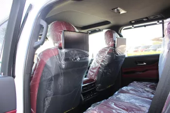 LEXUS LX600 SIGNATUER ASHWOOD 2023 MODEL YEAR ALFUTAIM AGENCY BRAND NEW UNDER WARRANTY / CONTRACT SERVICE