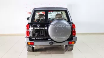 Nissan Patrol Super Safari V8 A/T GCC 2023 Model Year