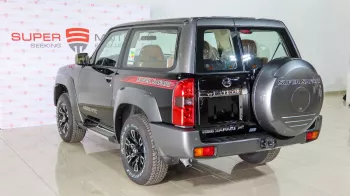 Nissan Patrol Super Safari V8 A/T GCC 2023 Model Year