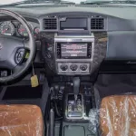 Nissan Patrol Super Safari V8 A/T GCC 2023 Model Year - Thumbnail 9