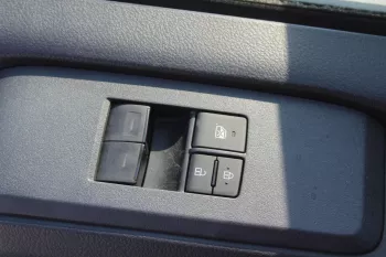 TOYOTA HIACE 3.5L PETROL MODEL 2023 MANUAL TRANSMISSION 