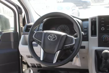TOYOTA HIACE 3.5L PETROL MODEL 2023 MANUAL TRANSMISSION 
