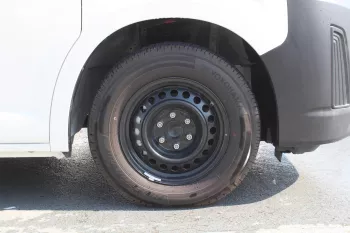 TOYOTA HIACE 3.5L PETROL MODEL 2023 MANUAL TRANSMISSION 