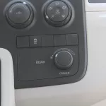 TOYOTA HIACE 3.5L PETROL MODEL 2023 MANUAL TRANSMISSION  - Thumbnail 18