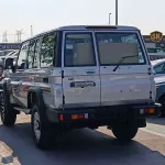 2024 Toyota Land Cruiser Hard Top LC76 4.5L V8 4WD Diesel Full Option 5 Door M/T - Thumbnail 5