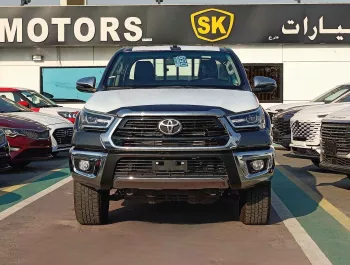 Toyota Hilux Wide Body Diesel 2.4L V4 M/T 2023 MY Gray Color