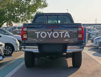 Toyota Hilux Wide Body Diesel 2.4L V4 M/T 2023 MY Gray Color