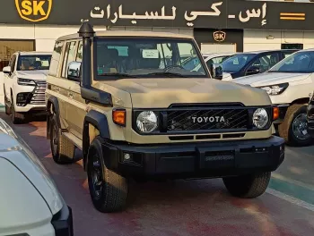 Toyota Land Cruiser LX Hard Top LC76 4.5L V8 Diesel Full Option 5 Door M/T 2024 Model Year