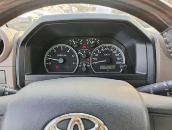 Toyota Land Cruiser LX Hard Top LC76 4.5L V8 Diesel Full Option 5 Door M/T 2024 Model Year