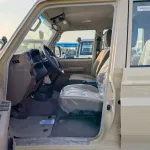 Toyota Land Cruiser LX Hard Top LC76 4.5L V8 Diesel Full Option 5 Door M/T 2024 Model Year - Thumbnail 16