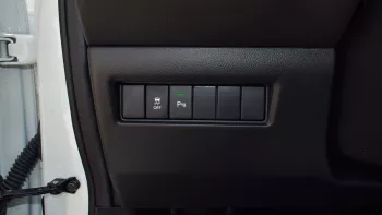 SUZUKI SWIFT 1.2L V4 2024 MODEL WHITE COLOR