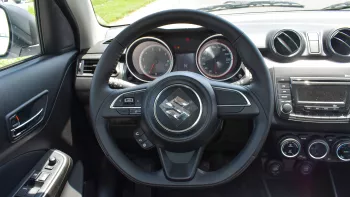 SUZUKI SWIFT 1.2L V4 2024 MODEL WHITE COLOR