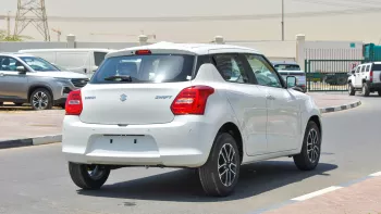 SUZUKI SWIFT 1.2L V4 2024 MODEL WHITE COLOR