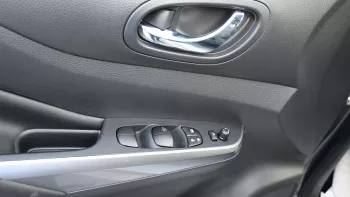 Nissan Navara 2.5L PETROL 4WD FULL OPTION 2023 MODEL YEAR
