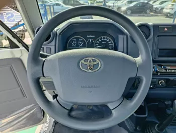 Toyota Land Cruiser Pick up Single Cab 4.2L V6 Disel 4WD 2023 Model Year
