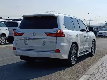 Lexus LX570 Full Option 5.7L V8 4WD 2017 Model Year White Color