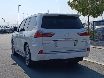 Lexus LX570 Full Option 5.7L V8 4WD 2017 Model Year White Color