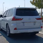 Lexus LX570 Full Option 5.7L V8 4WD 2017 Model Year White Color - Thumbnail 4