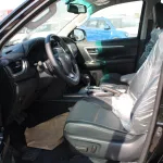 LHD - TOYOTA FORTUNER 4.0L V6 PETROL 4WD FULL OPTIONS -2023 MODEL YEAR BLACK - Thumbnail 5