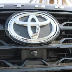 LHD - TOYOTA FORTUNER 4.0L V6 PETROL 4WD FULL OPTIONS -2023 MODEL YEAR BLACK - Thumbnail 15