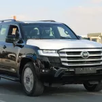LHD - TOYOTA LANDCRUISER 300 3.3L DIESEL VX+ 2023 MODEL YEAR - Thumbnail 1