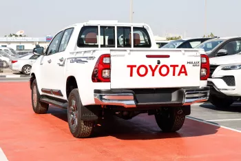 TOYOTA HILUX 2.7 AT FULL OPTION 2024 MODEL YEAR WHITE