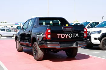 Toyota Hilux 4.0 Adeventure 2024 Model Year Black Color