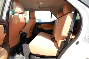 Toyota Fortuner 2.7 AT Climate Control 2024 Model Year White
