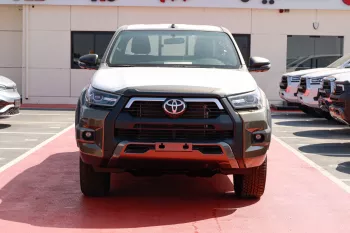 Toyota Hilux 4.0 Adventure 2024 Model Year Oxide Bronze