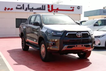 Toyota Hilux 4.0 Adventure 2024 Model Year Oxide Bronze