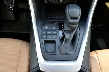 TOYOTA RAV4 LE 2.0L AWD 2024 MODEL YEAR SILVER COLOR